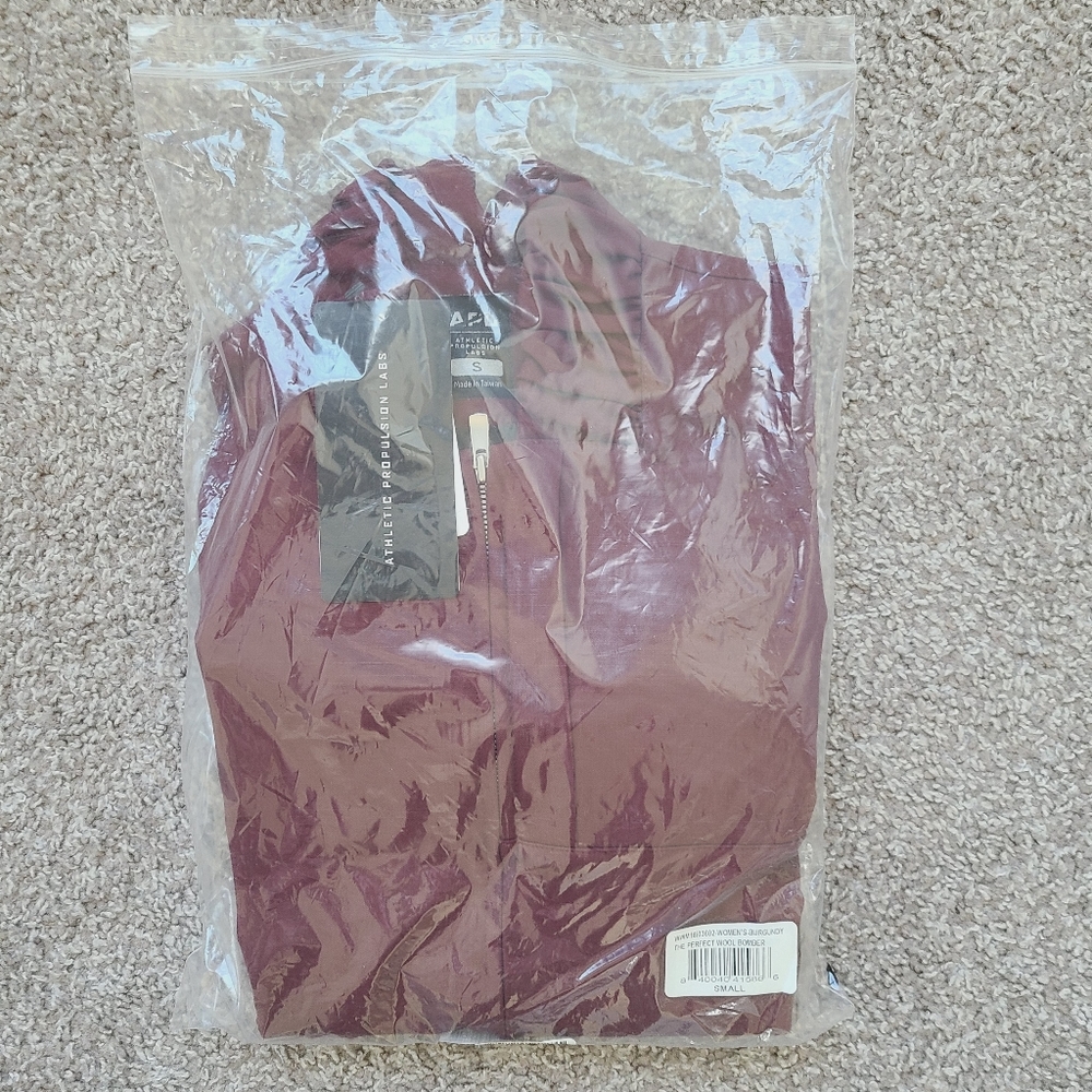 APL The Perfect Wool Bomber In Burgundy Size Small - Picture 10 of 10